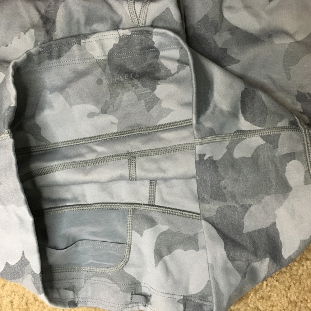 Athleta Gray Camo 7/8 Legging - Picture 4 of 6